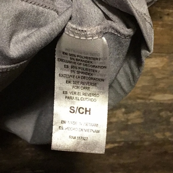 Reebok Athletic Performance Wear Short Sleeved Breathable Tee Shirt - Picture 5 of 6